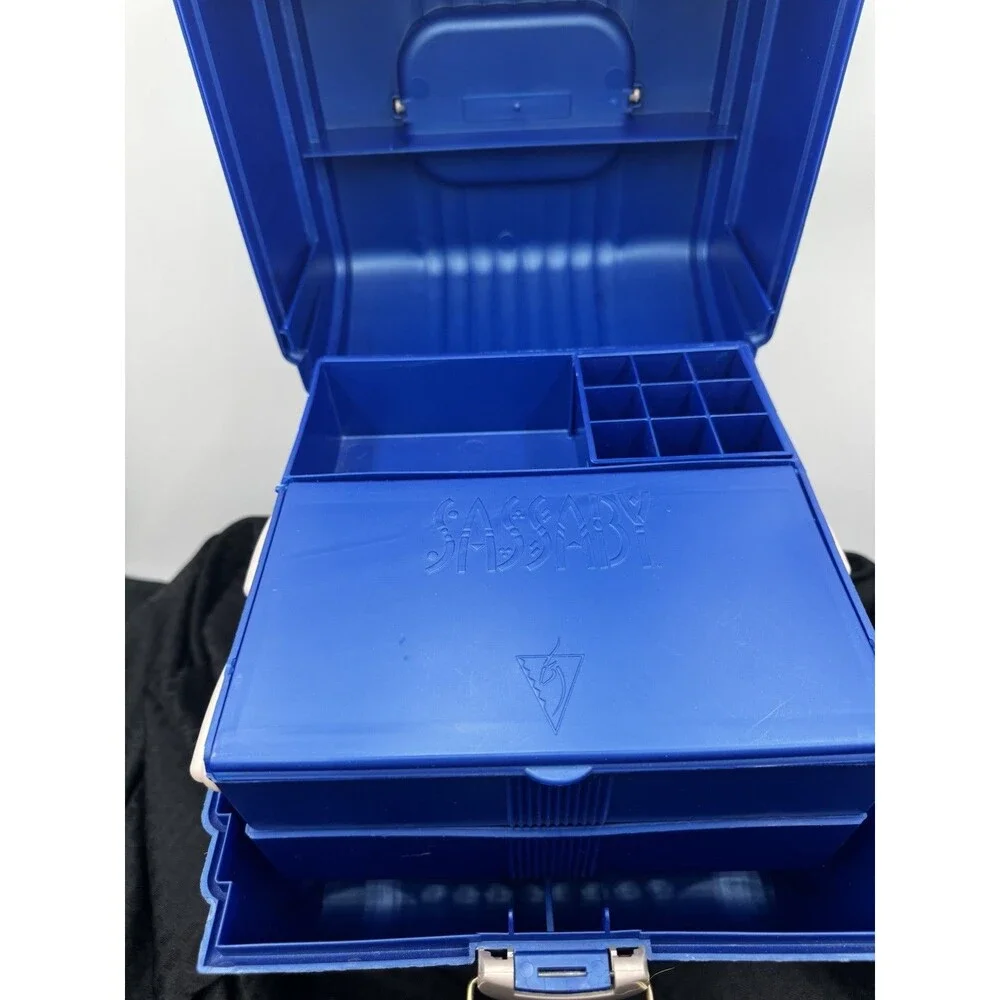 1990’s Sassaby Electric Blue Make-up Case. 103-07 Model!